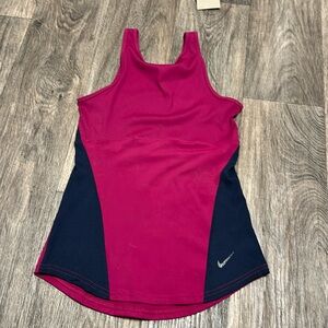 Nike Dri Fit Yoga Top, New with Tags, Size XS, cut out back